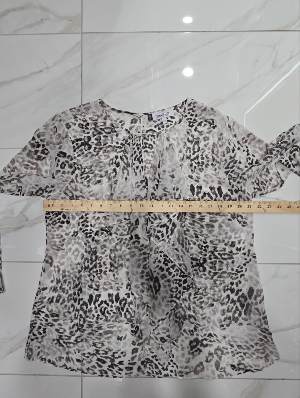 Jennifer Lopez Leopard Print Sheer Ruffle Blouse Mob Wife Y2K XL - Picture 9 of 12